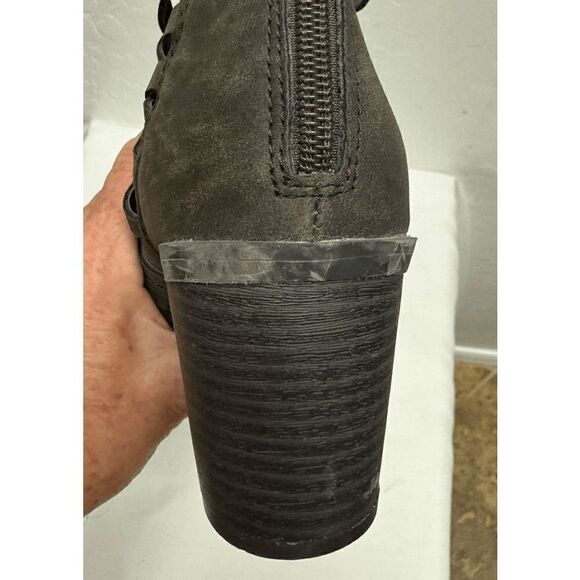 Me Too Strappy‎ Ankle Booties 8M - Picture 6 of 6